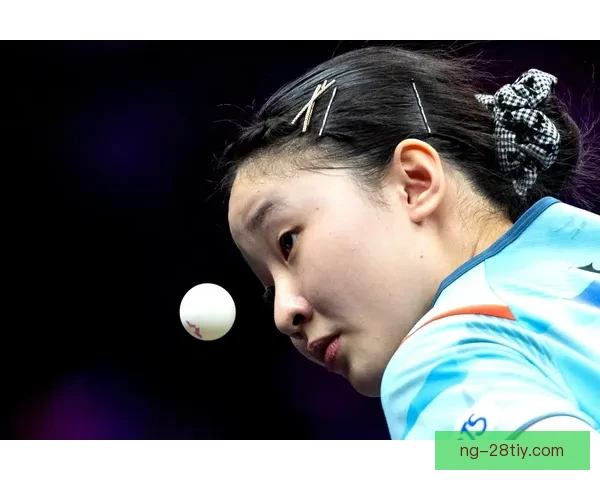 国乒19岁新星小莫惊艳亮相 国乒19岁新星小莫惊艳亮相